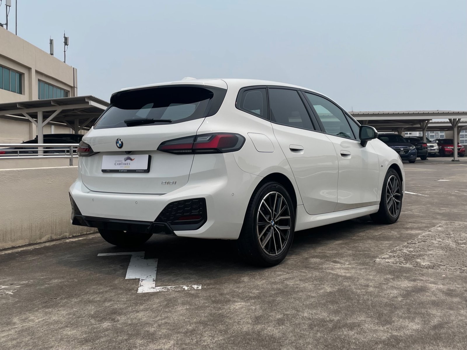 BMW 216i Active Tourer M Sport photo 2
